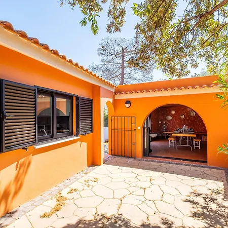 Orange Tree House Албуфейра