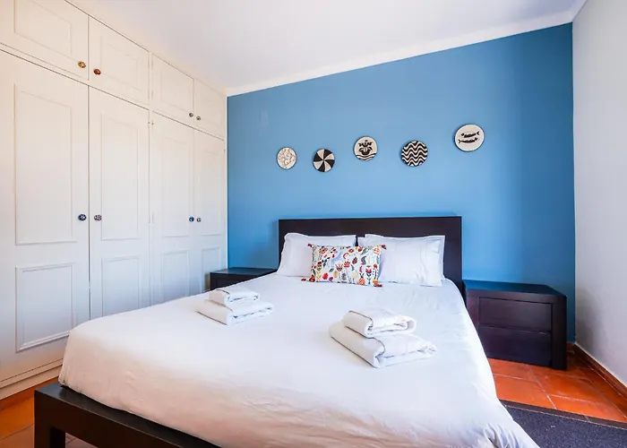 Вілла Orange Tree House *